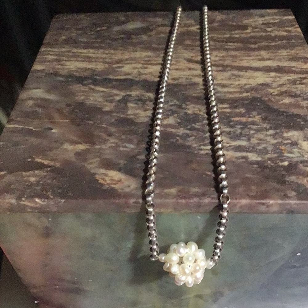 Sterling Silver Necklace with Pearls Pendant